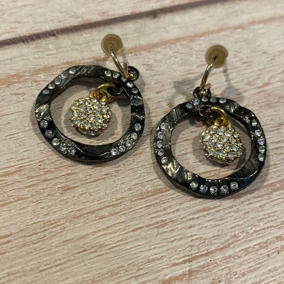 Crystal Dangle Earrings - Picture 3 of 10